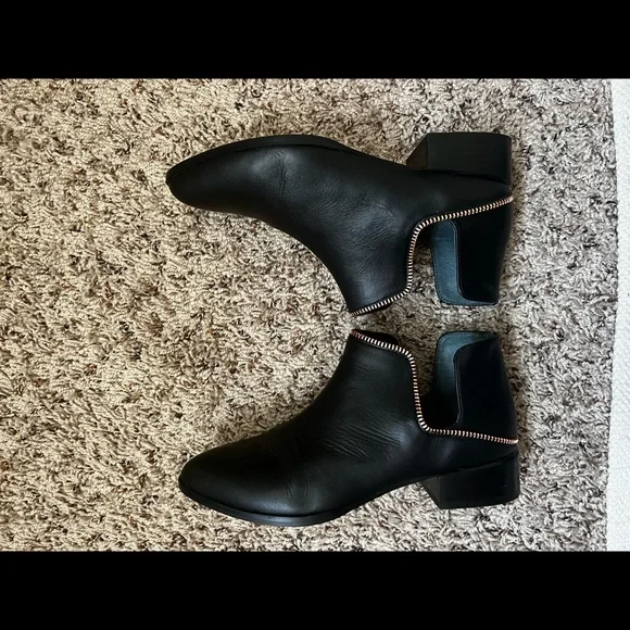 Halogen Piper Black Booties - Picture 8 of 12